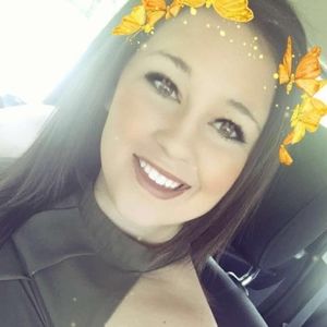 Meet your Posher, Dara