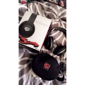 Ncredible1 Wireless Bluetooth Headphones