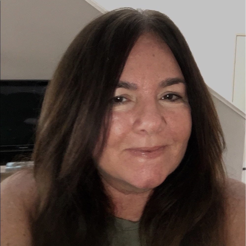 Meet your Posher, Maria