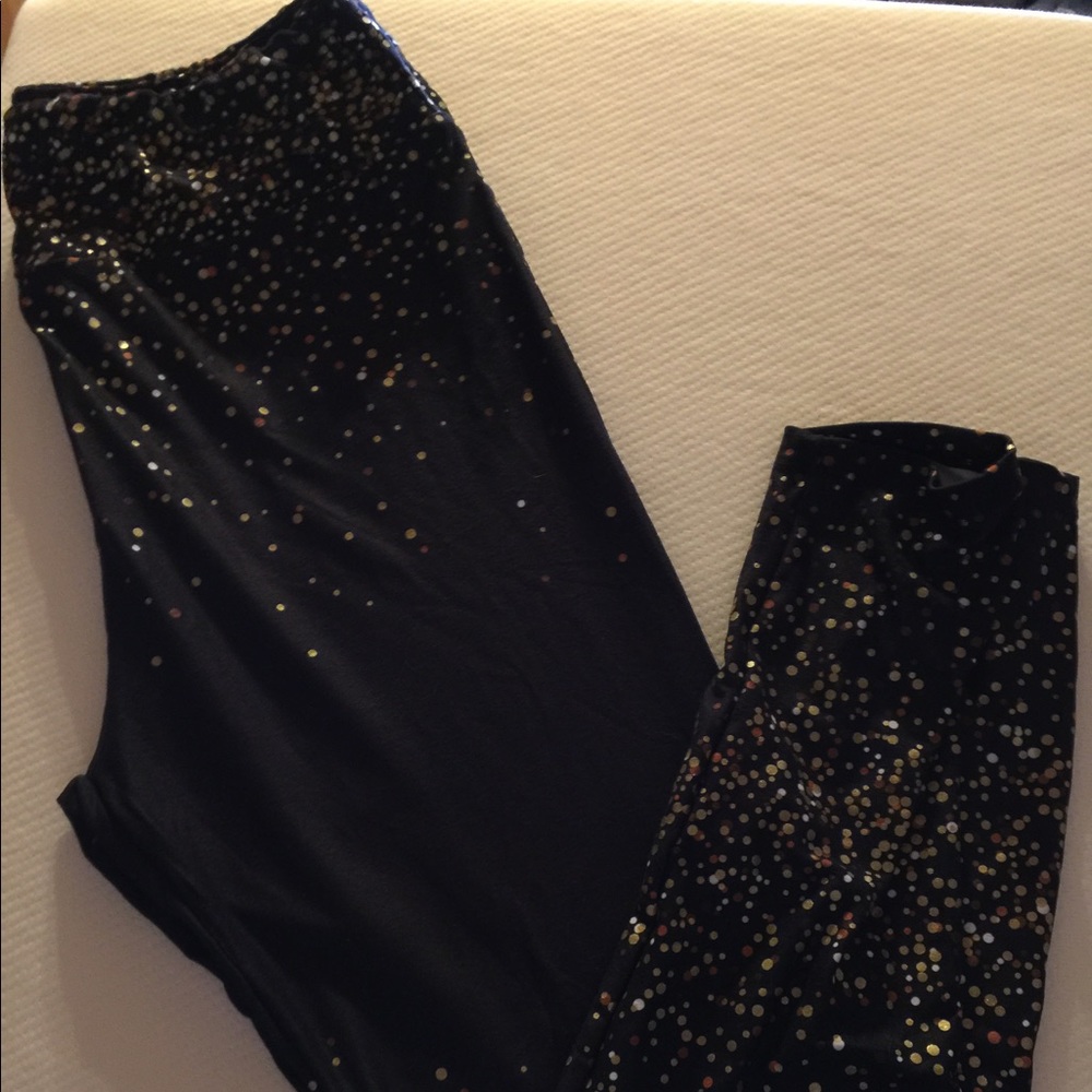 NWT Charle's Project Leggings