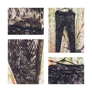 NWOT Athleta Charcoal/Black Geometric Pant Small!