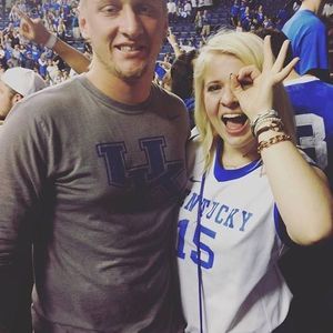 Meet your Posher, Devin