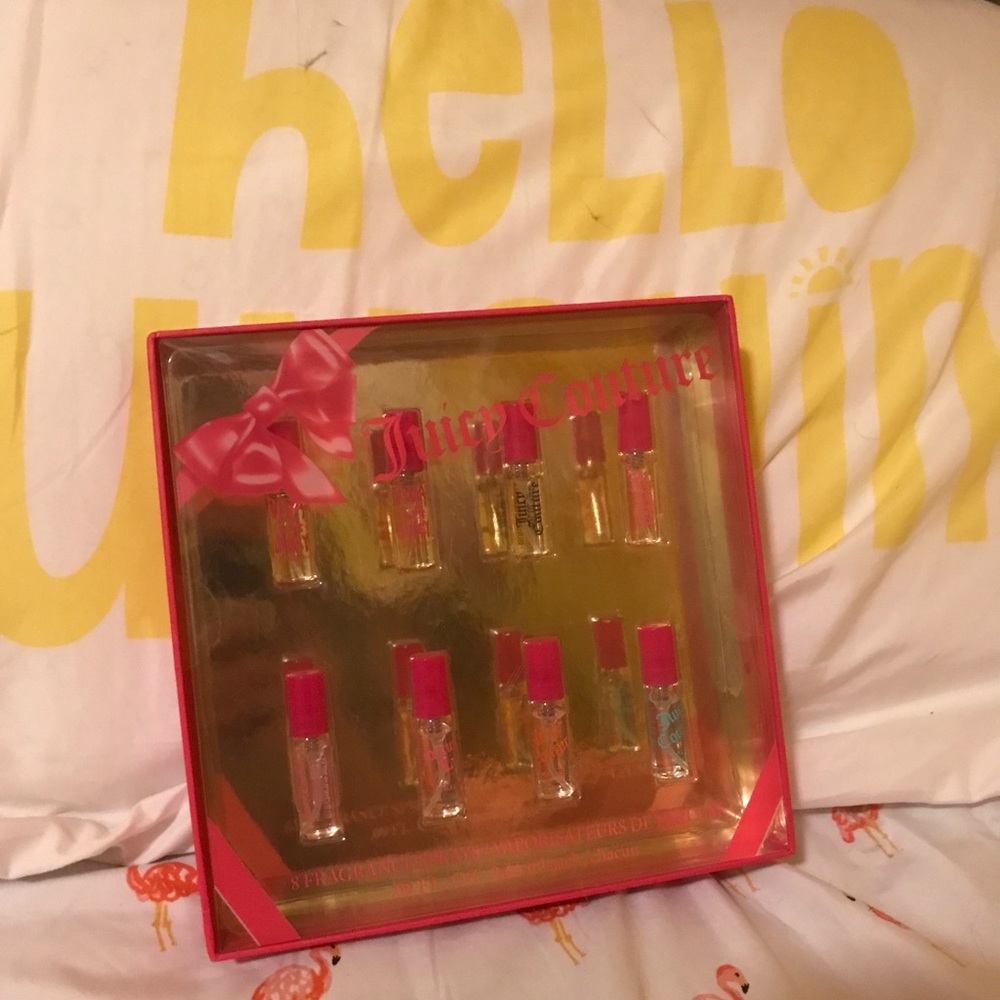 NEW Juicy Couture mini sized perfume set ❣️