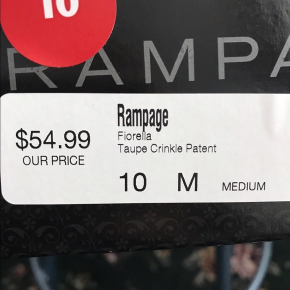 Heels - Picture 4 of 4