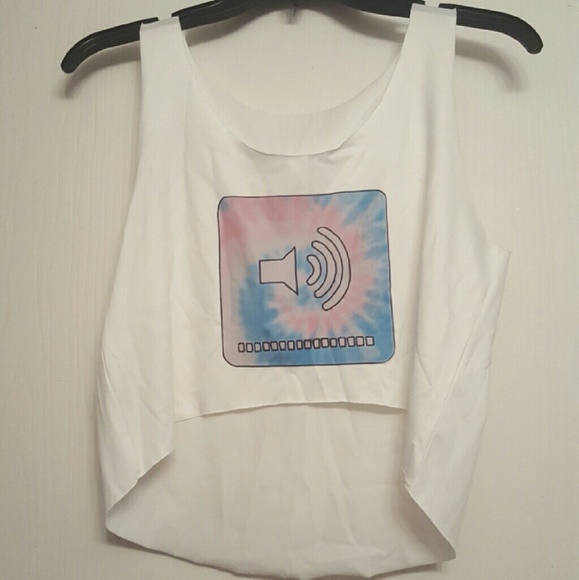 Bundle of Crop tops - Picture 2 of 3