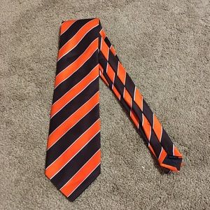 Brown and orange tie