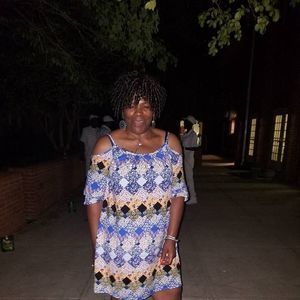 Meet your Posher, Leslie