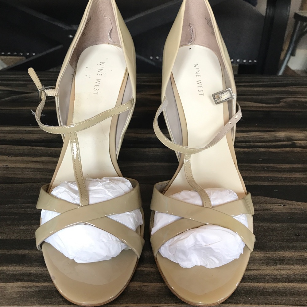 Nude Nine West Heels
