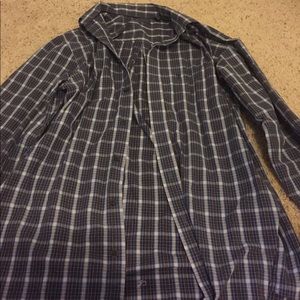 Men's light weight plaid long sleeve shirt