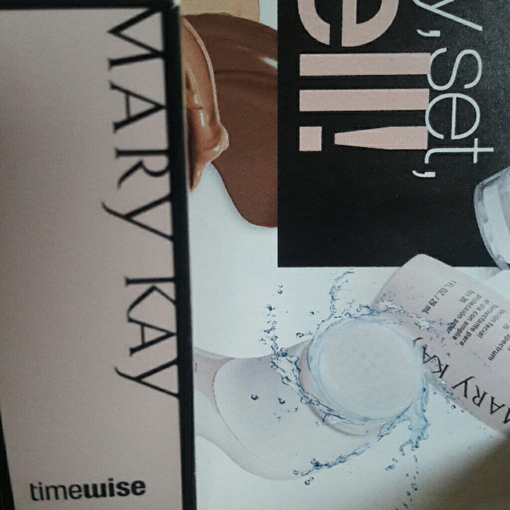 Ivory # 7 Mary Kay Time wise liquid foundation