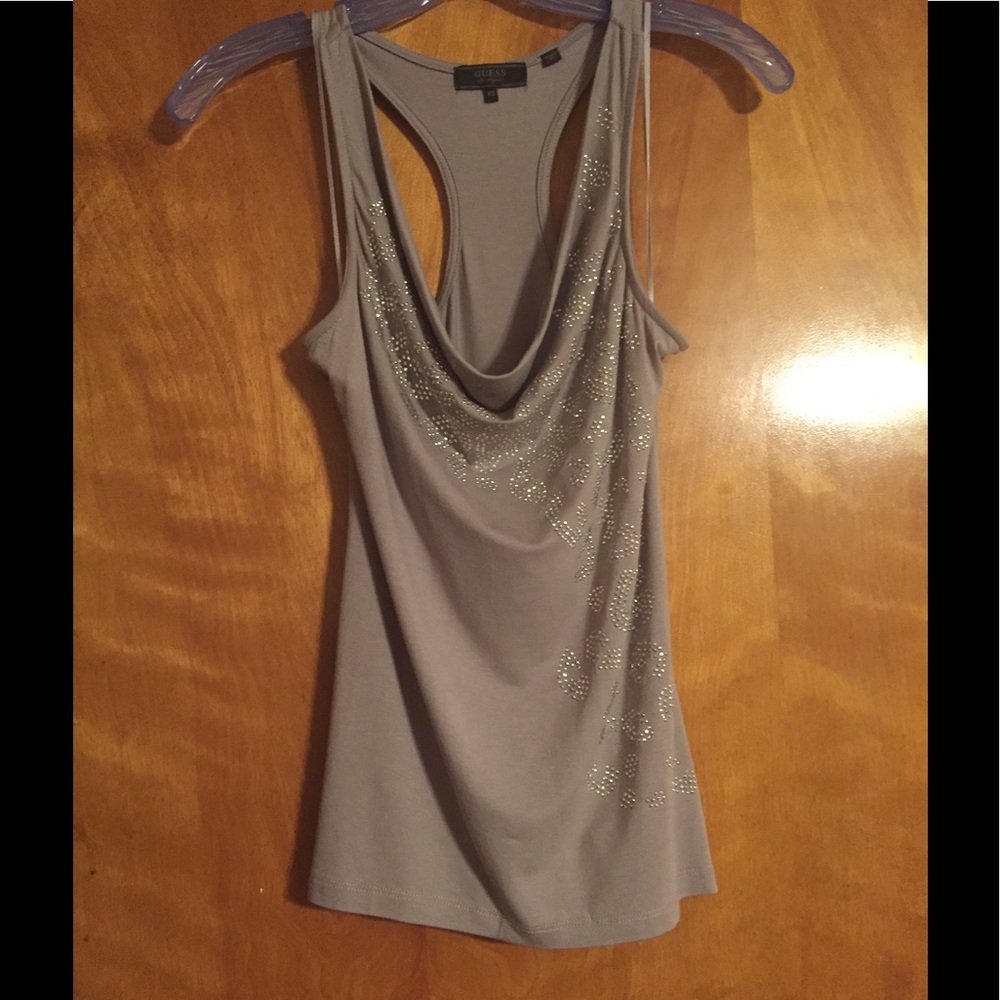 Super Cute Guess Top!