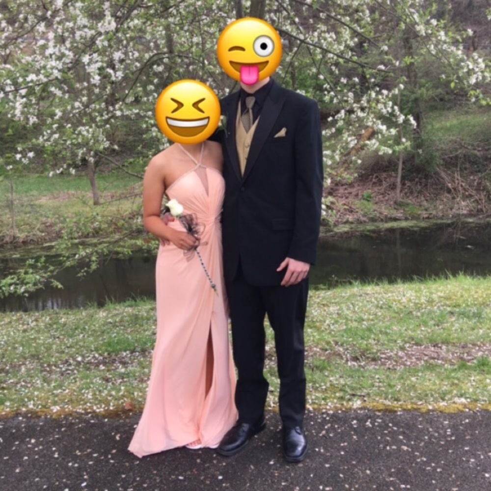 Pink Faviana prom dress!!