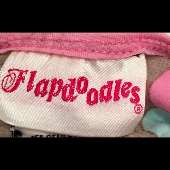 Girls size 5 Flapdoodles cut-out swimsuit! - Picture 3 of 4