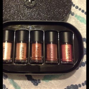 Mac pigment set