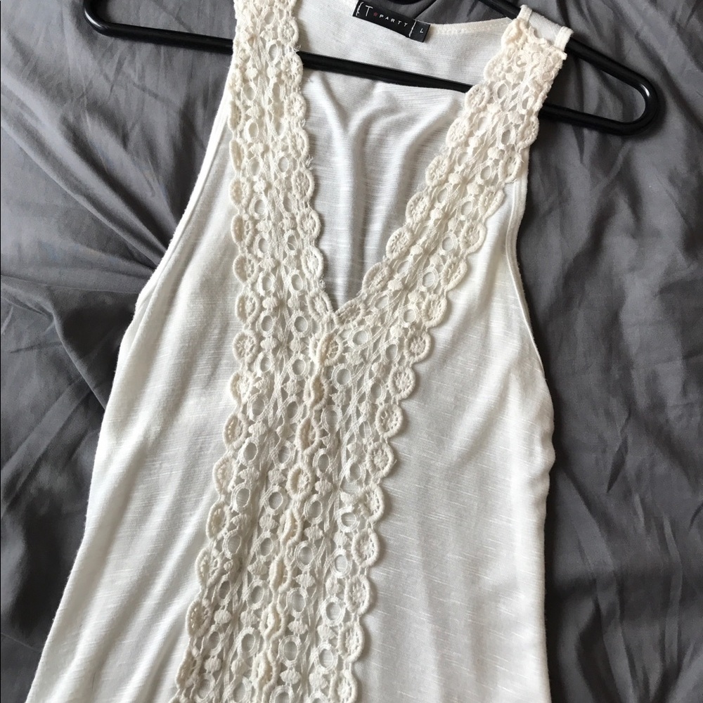 PARTY white lace tank Large
