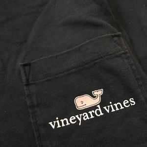 Long sleeve vineyard vines Tshirt