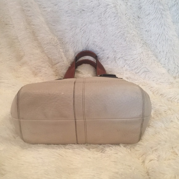 Coach let her purse - Picture 2 of 2