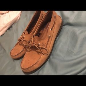 Sperry shoes size 10