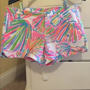 Lilly Pulitzer adie shorts white shellebrate