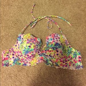 DISCONTINUED VS bathing suit top