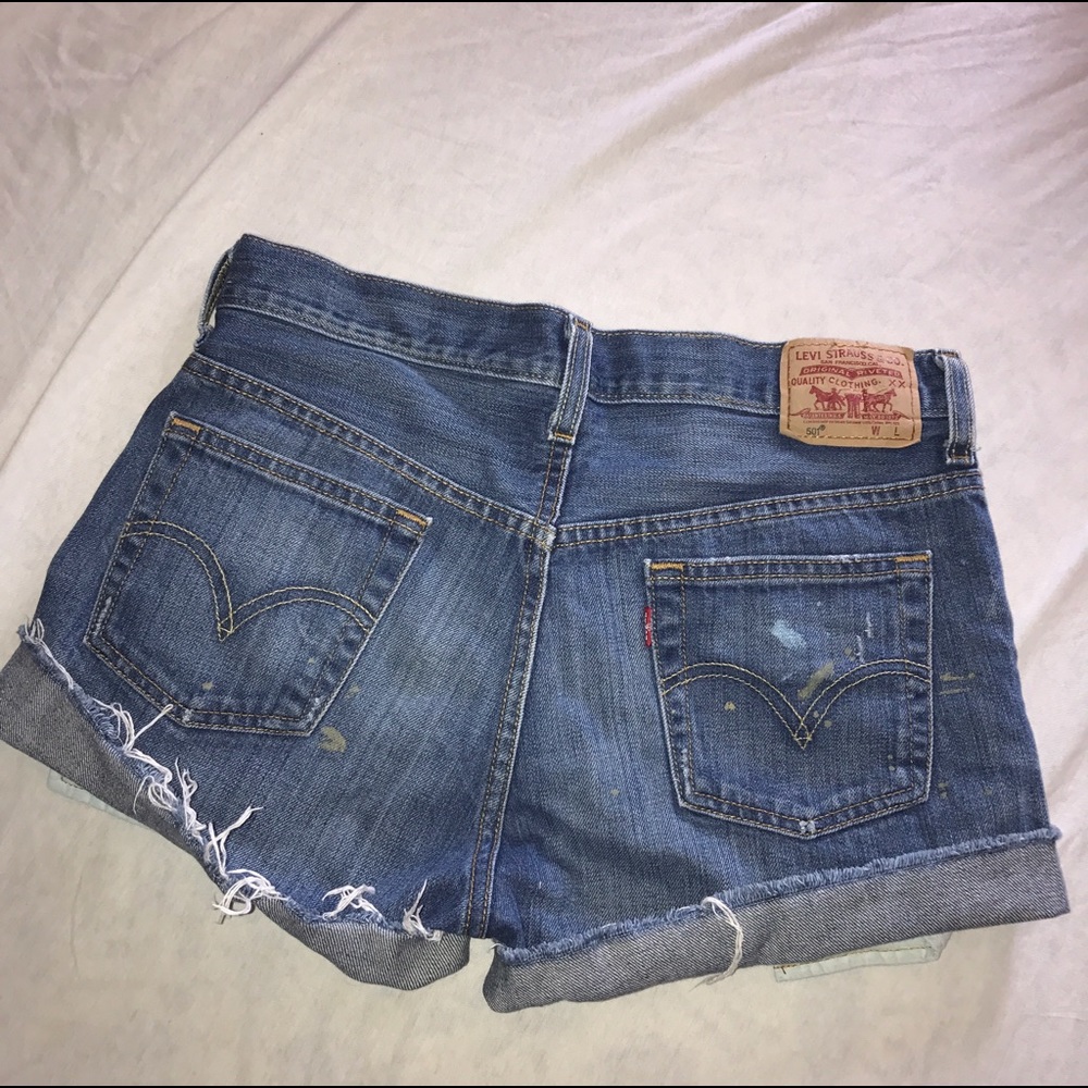 Levi's 501 button up distressed jean shorts medium