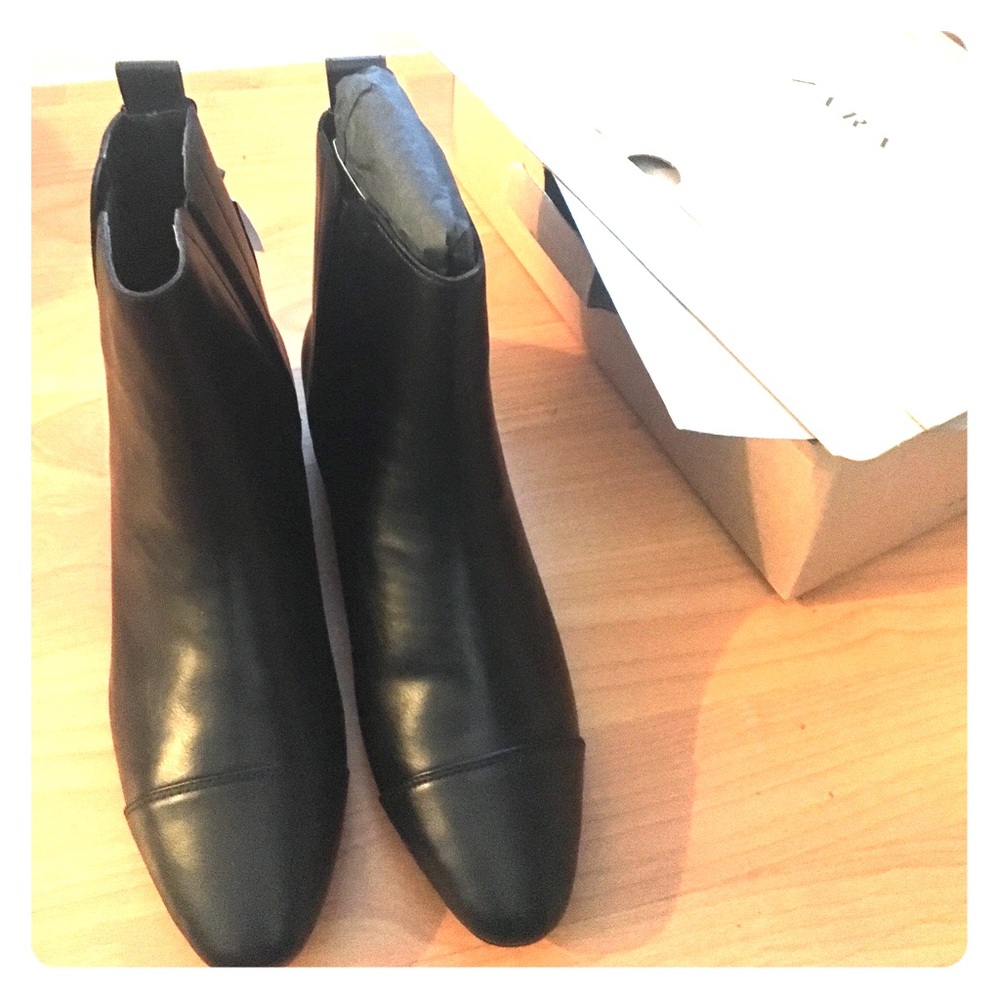 Zara chelsea boots