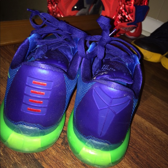 Kobe 10