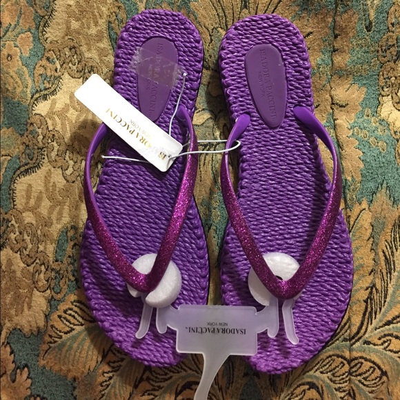 NWT- Isadora Paccini sandals. - Picture 3 of 8