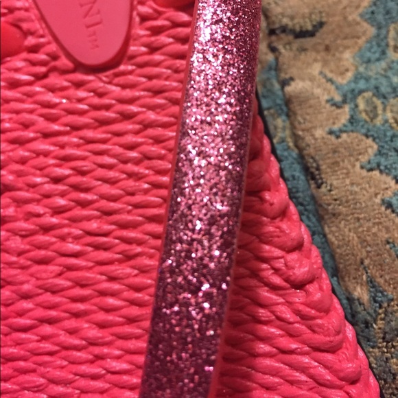 NWT- Isadora Paccini sandals. - Picture 4 of 8