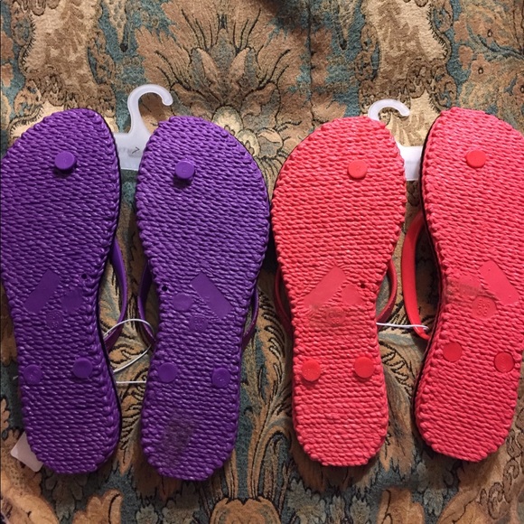 NWT- Isadora Paccini sandals. - Picture 6 of 8