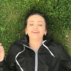 Meet your Posher, Lacy