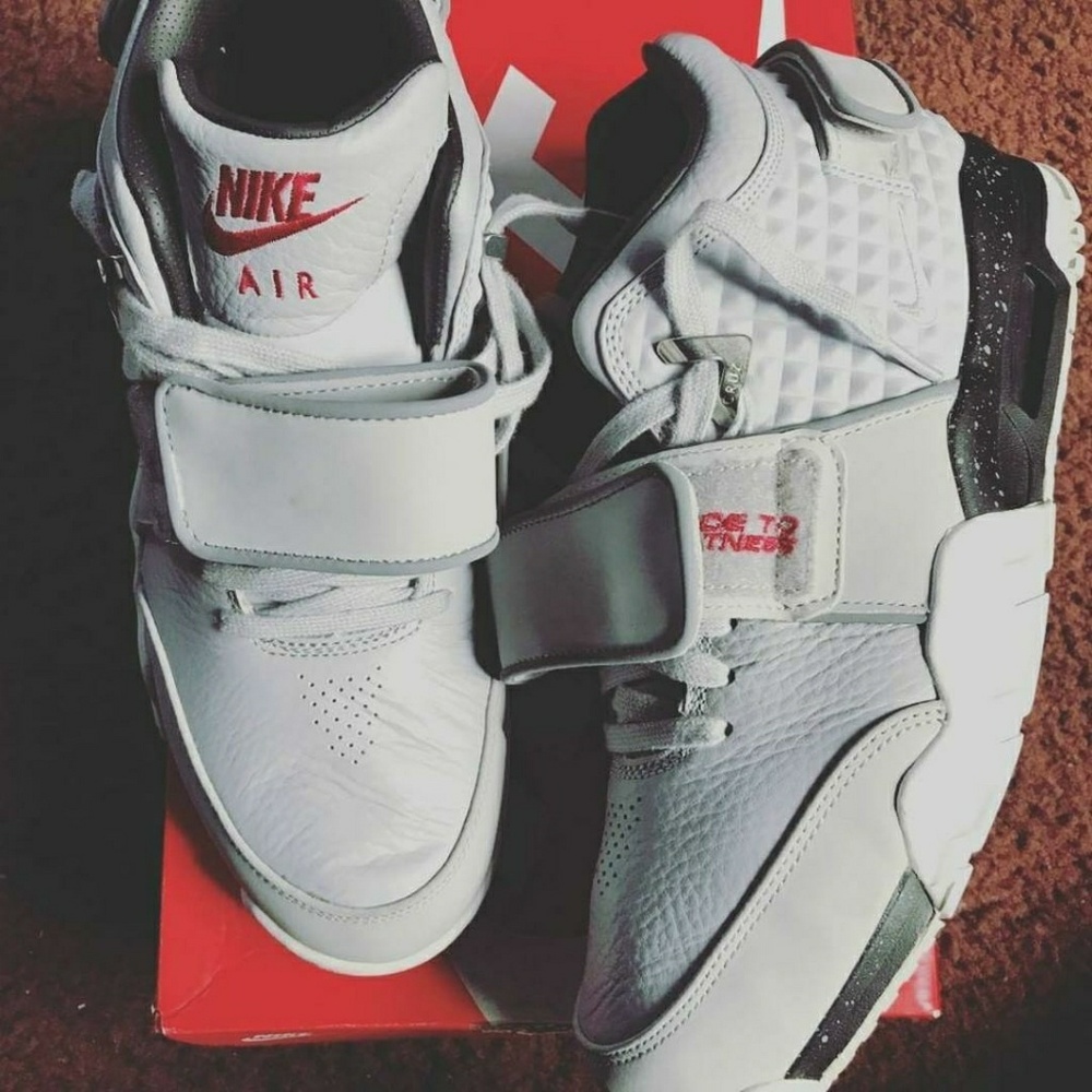 Victor Cruz AirTrainer Premium