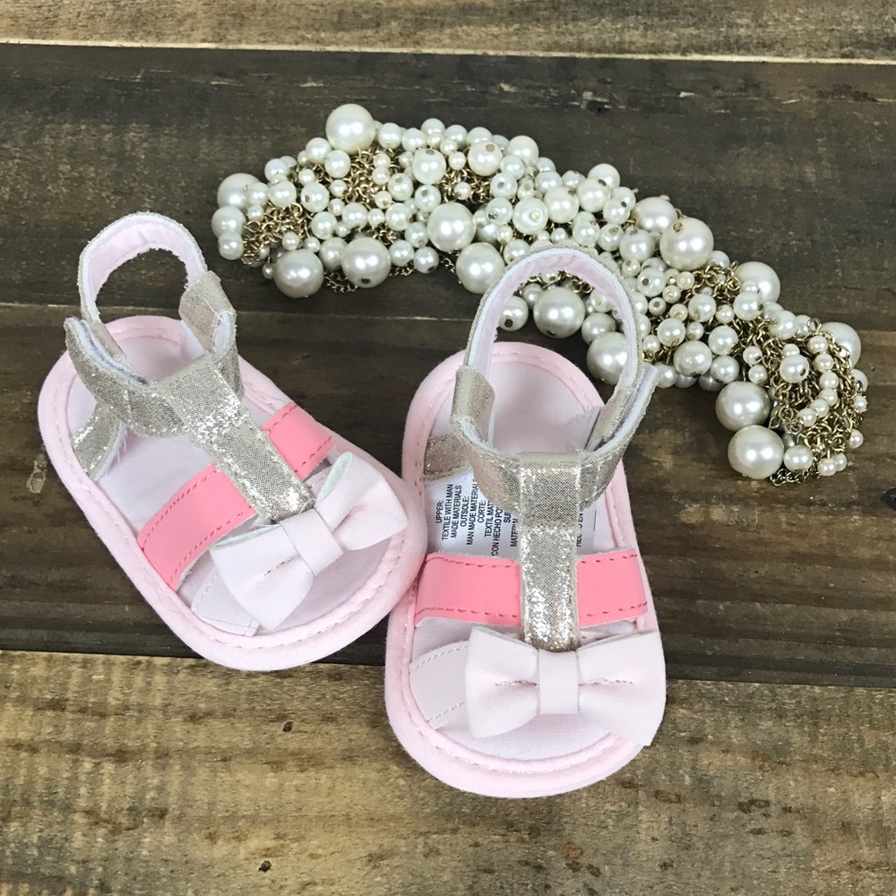 NWOT Pink & Gold NB Sandals 🎀