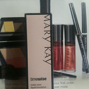 Beige # 4 Mary Kay Time wise MATTE- foundation