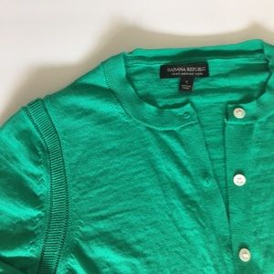 Banana Republic 100% merino wool green cardigan