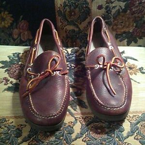 L L Bean leather loafers size 9.5 medium