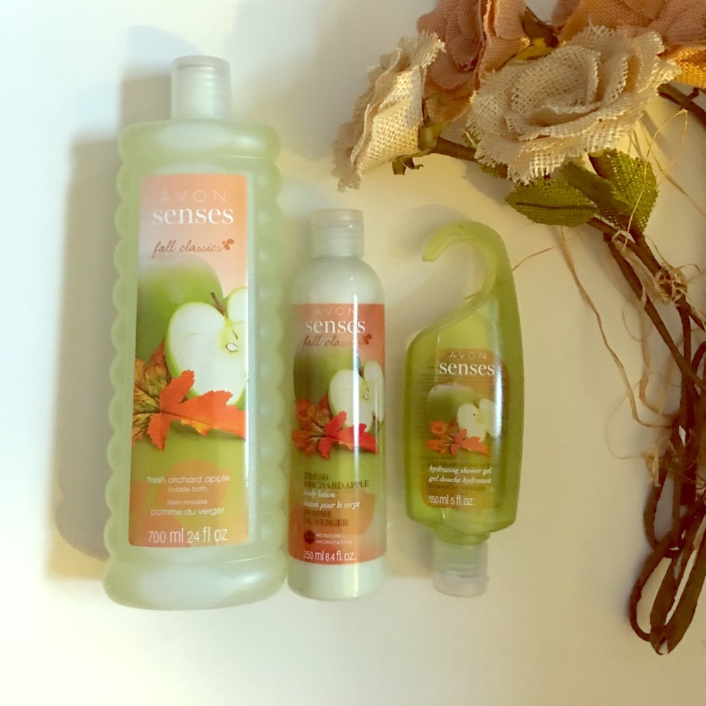 Avon bath collection - Picture 1 of 1