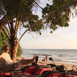 Meet your Posher, Eli