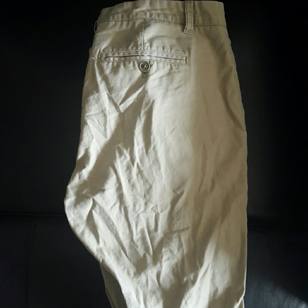 Tan Bonobos Chino/Khaki 28/30