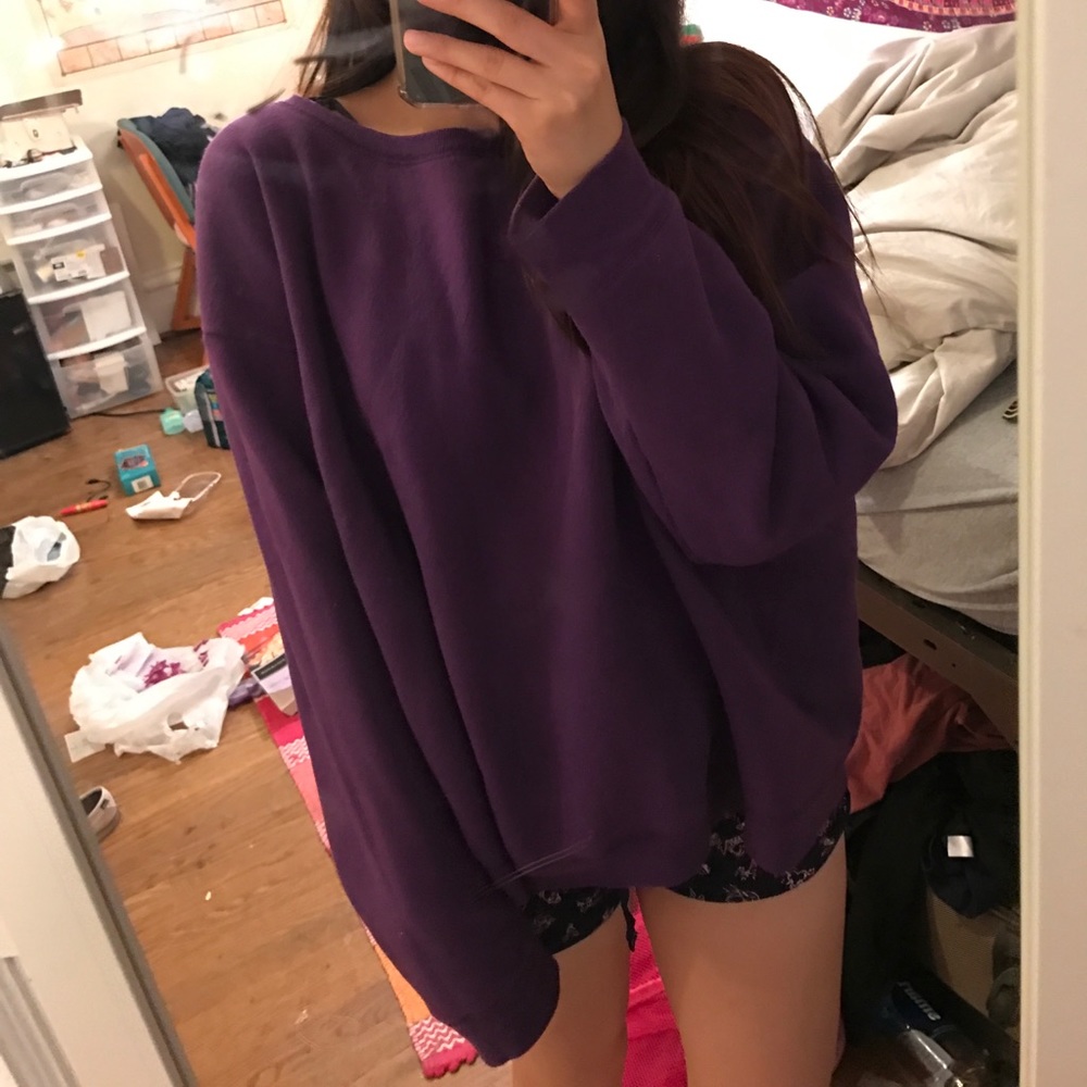 Essential oversized sweatshirt