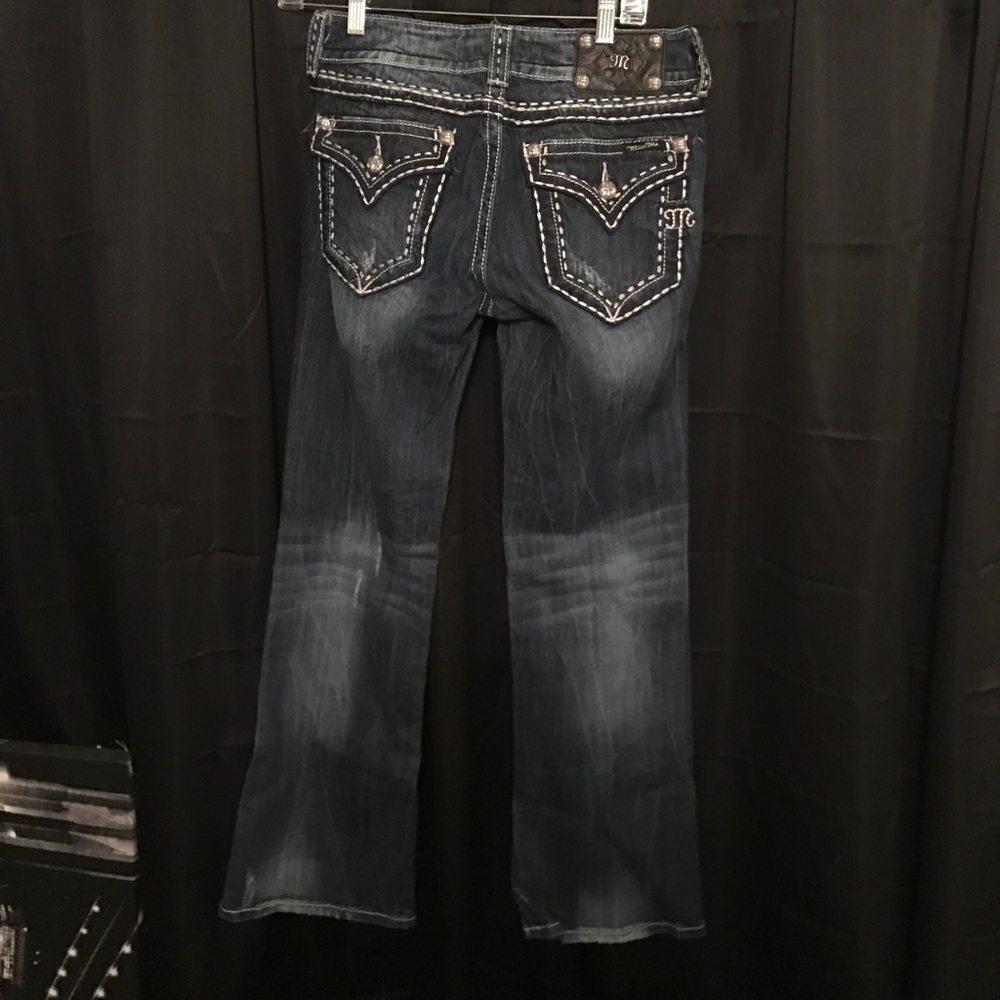 Very cute Miss Me jeans!