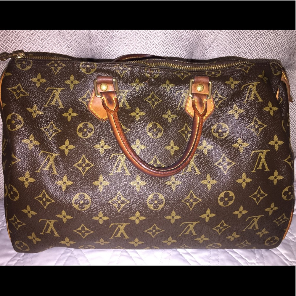 Vintage AUTHENTIC Louis Vuitton speedy 30