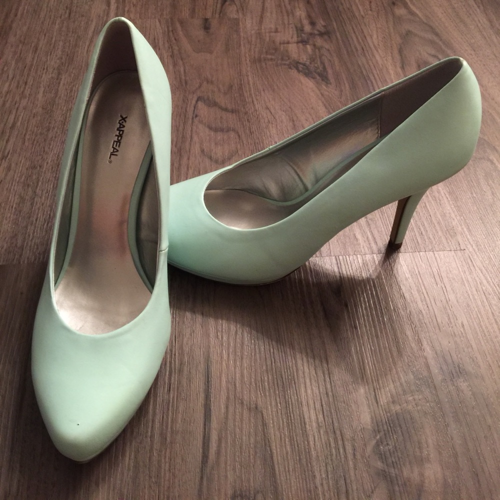 Mint high heels