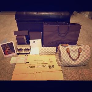 Louis Vuitton Speedy 30