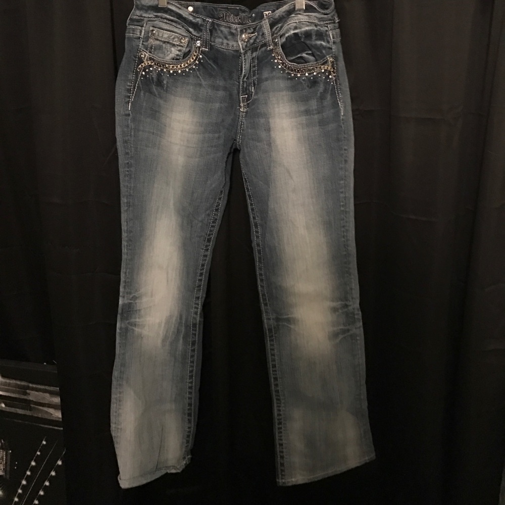 Very cute Miss Me jeans!