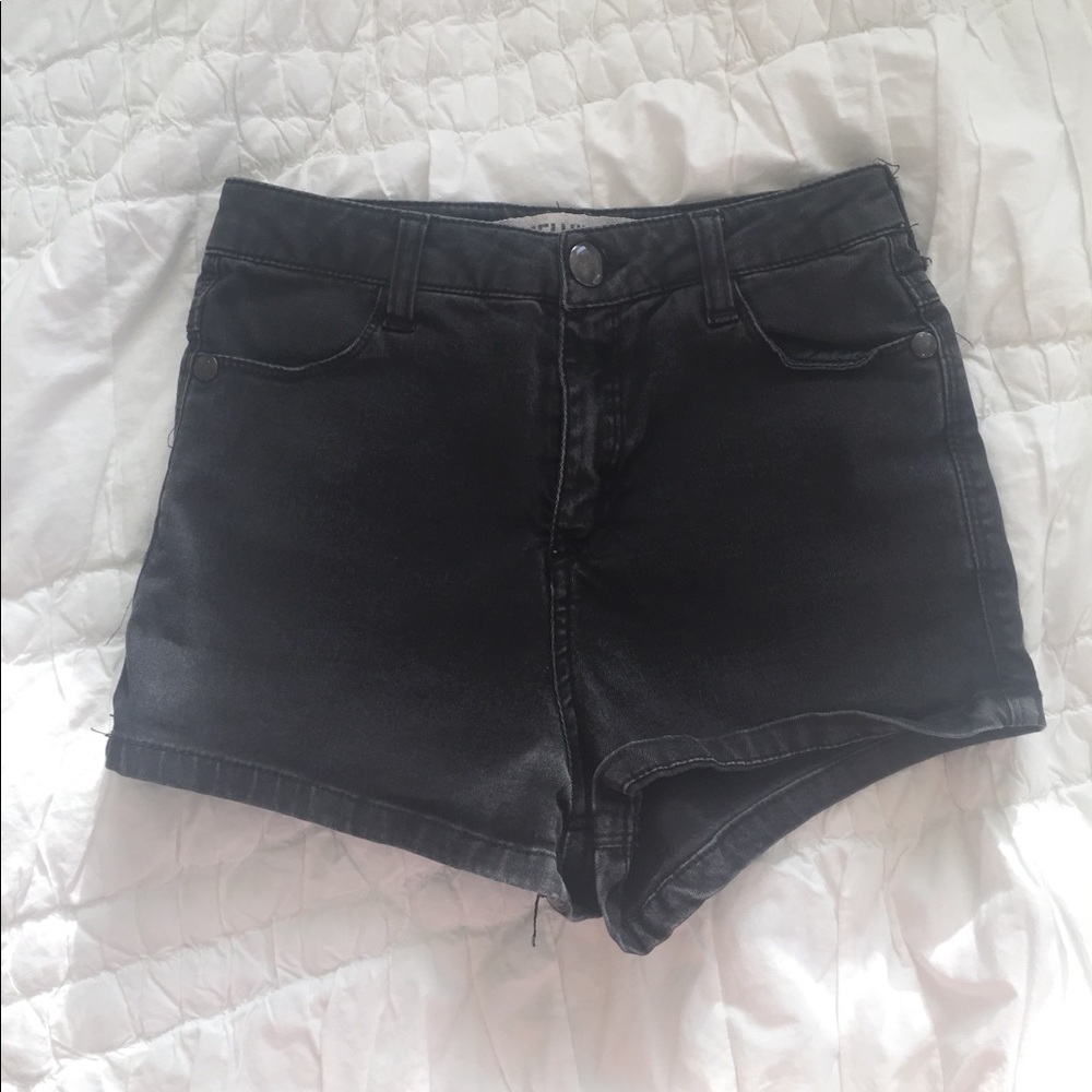 black brandy melville shorts