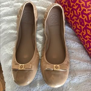 🎉🆕💯Tory Burch Eddie flats