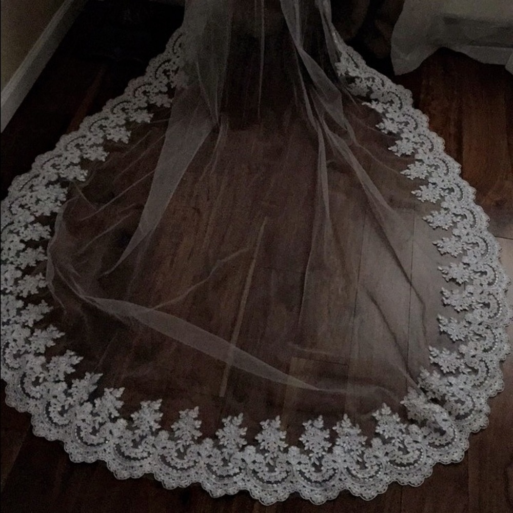 Cathedral veil