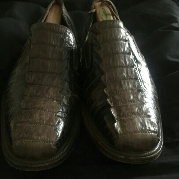 Two tone gators loafers main image 6