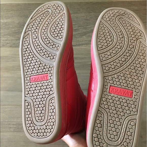 New/Never worn Franco Red in box. - Picture 5 of 6